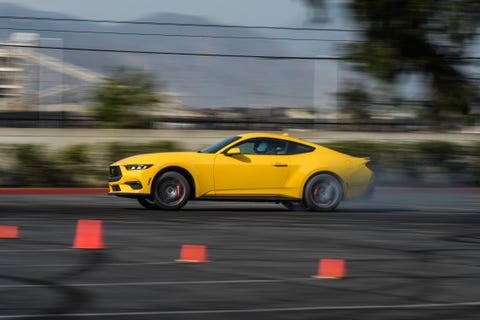 2024 ford mustang ecoboost