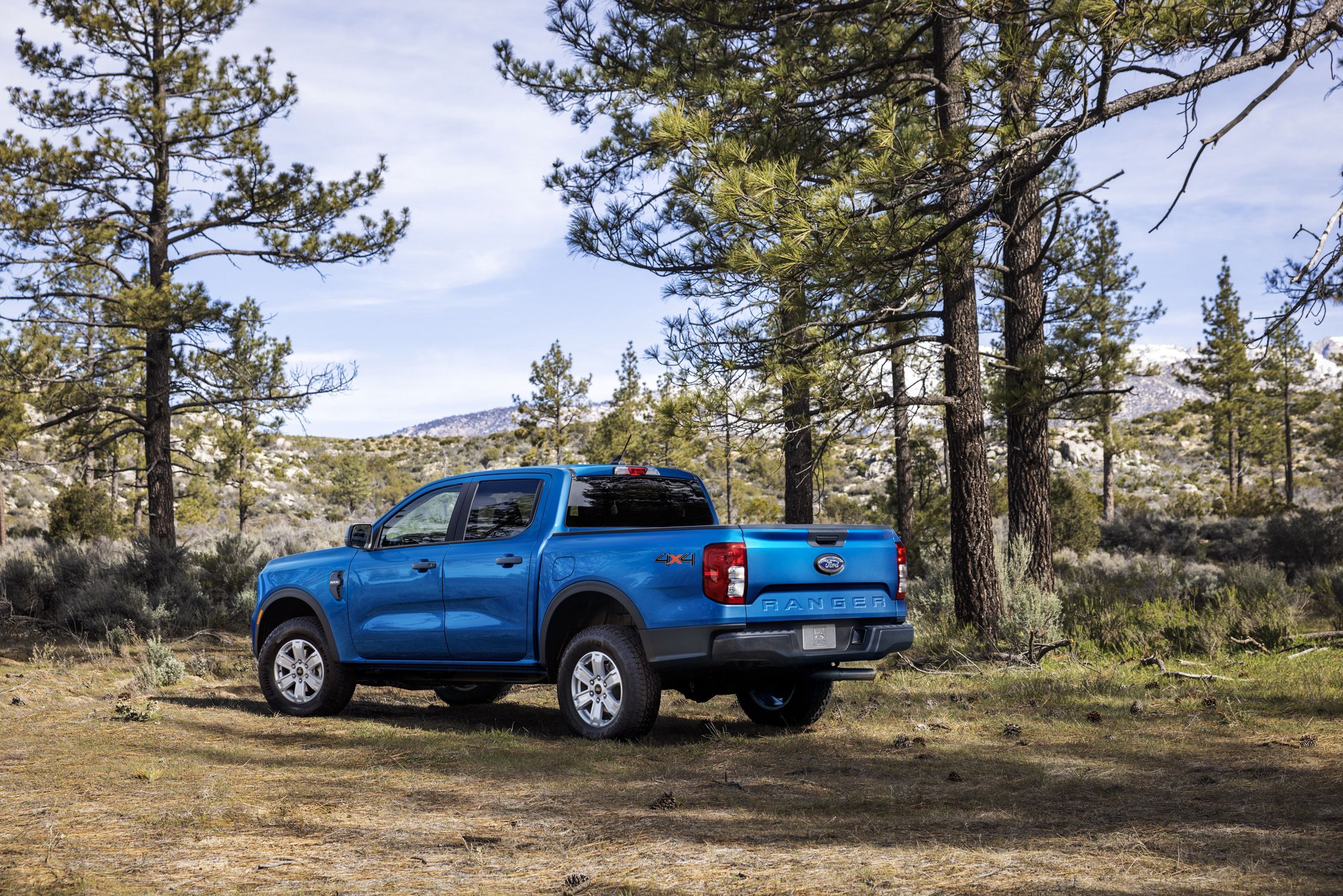2024 Ford Ranger Raptor 4x4 SuperCrew 5 ft. box 128.7 in. WB Truck: Trim  Details, Reviews, Prices, Specs, Photos and Incentives