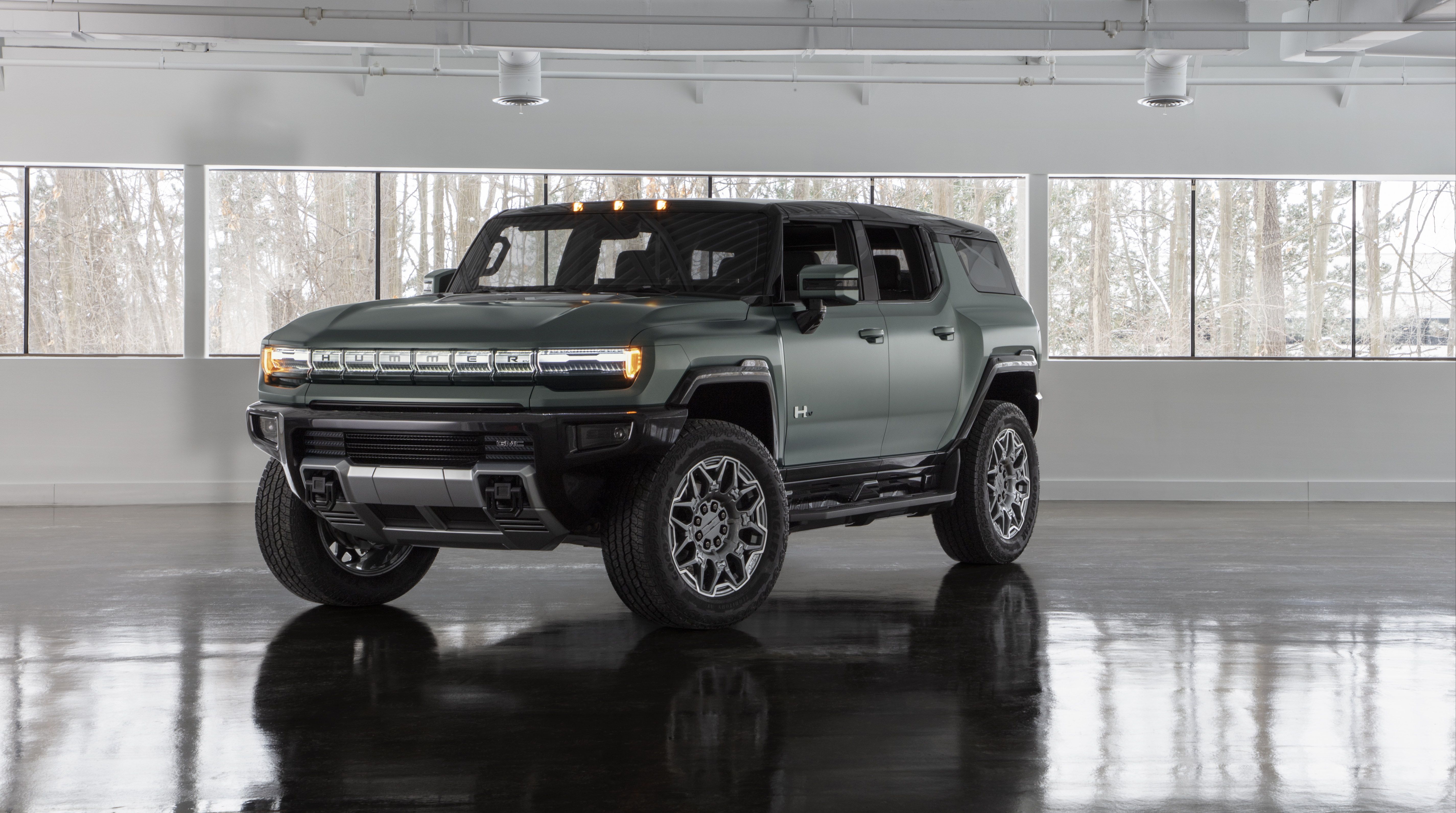 2024 GMC Hummer SUV Expands GM s EV Lineup