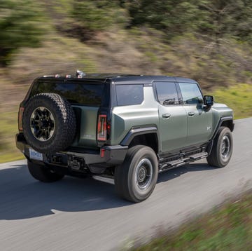 2024 gmc hummer ev suv