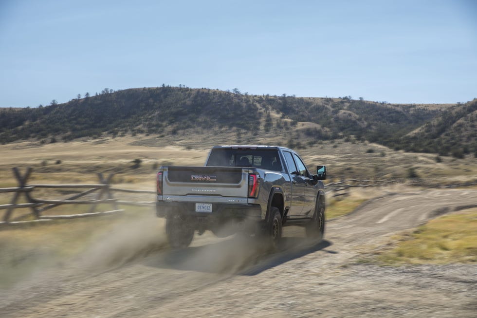 2024 gmc sierra 2500hd at4x and at4x aev