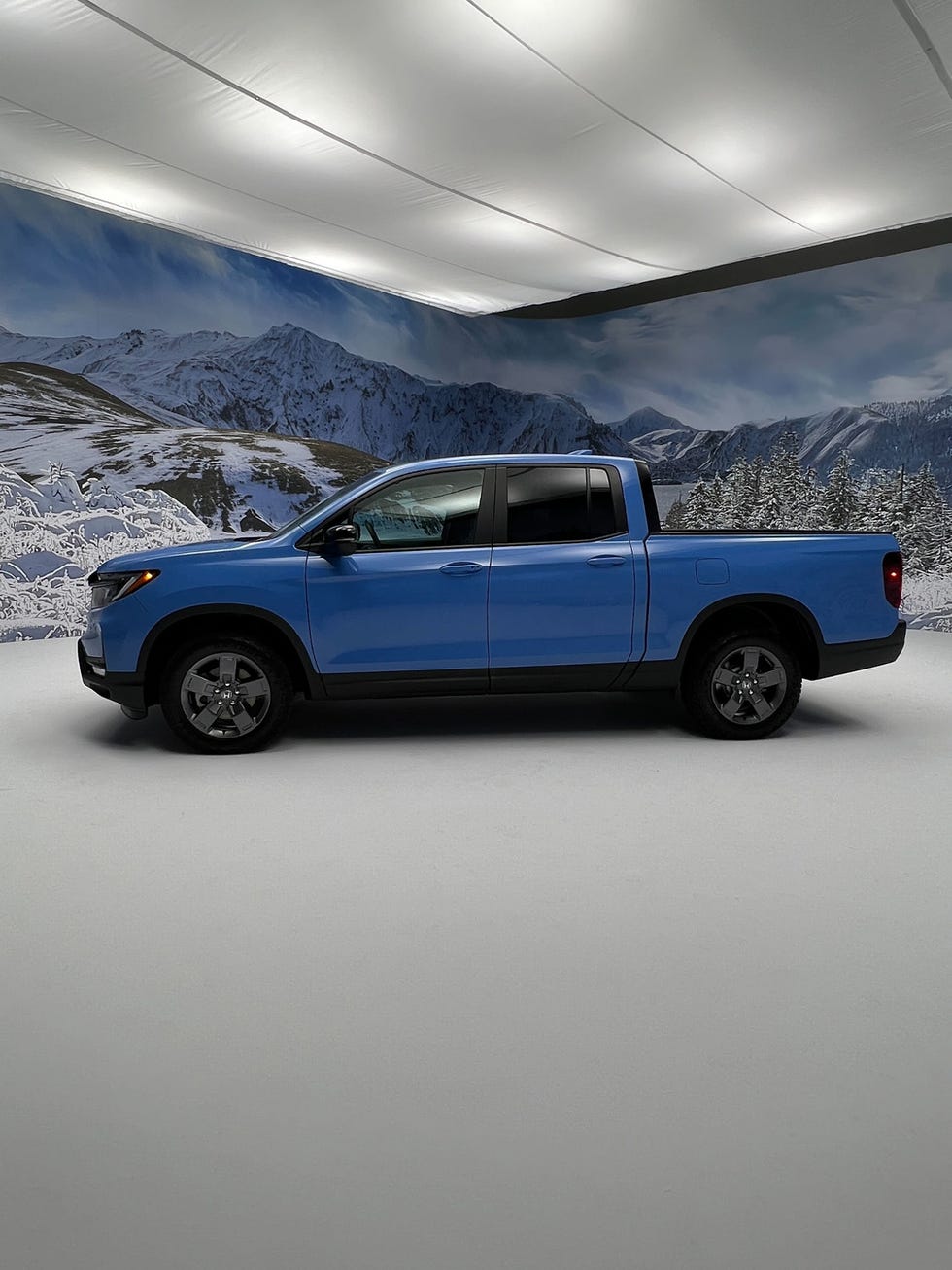 View Photos of the 2024 Honda Ridgeline