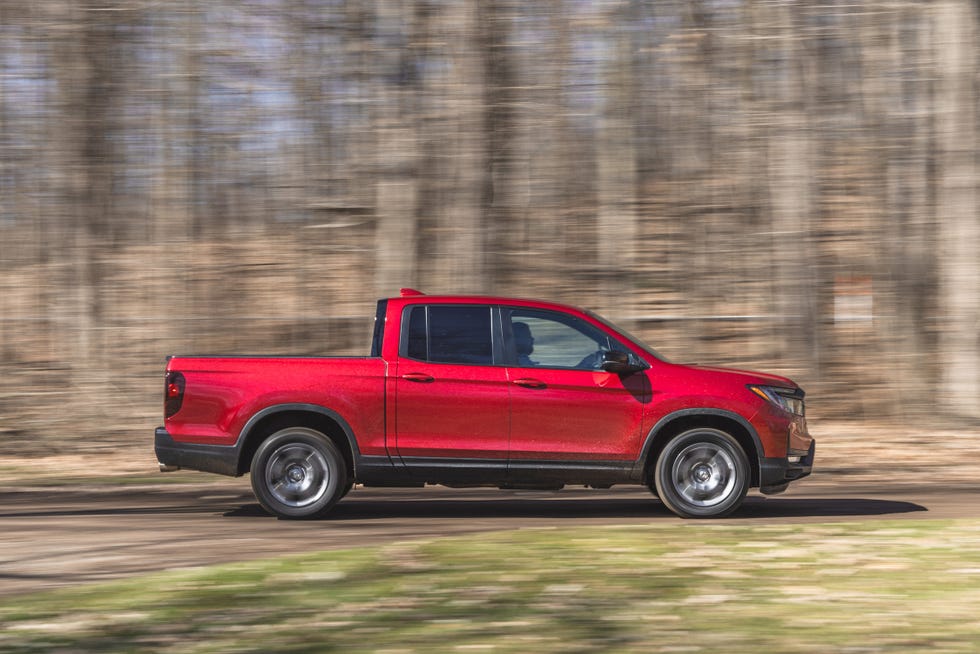 2025 honda ridgeline trailsport side