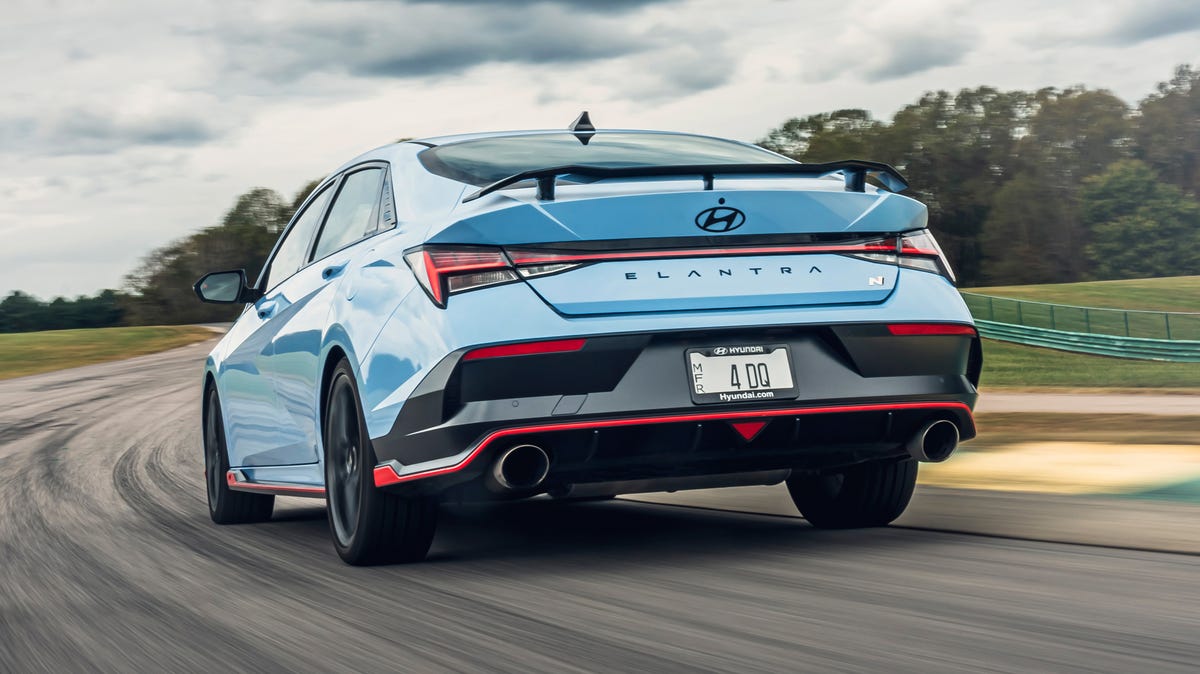2025 Hyundai Elantra Back