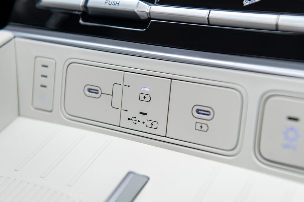 2024 Hyundai Santa Fe interior 2024 hyundai santa fe interior