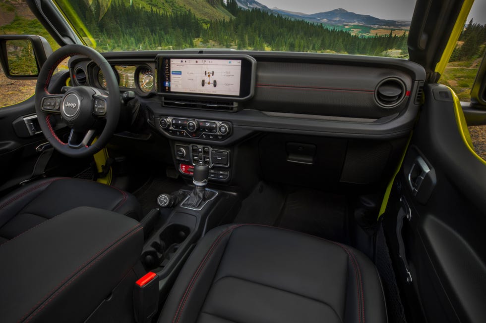 2024 jeep gladiator interior