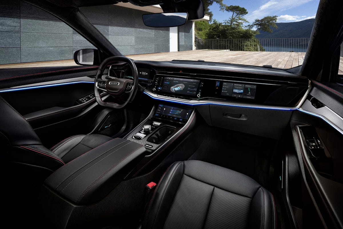 See Interior Photos of the 2024 Jeep Wagoneer S Launch Edition