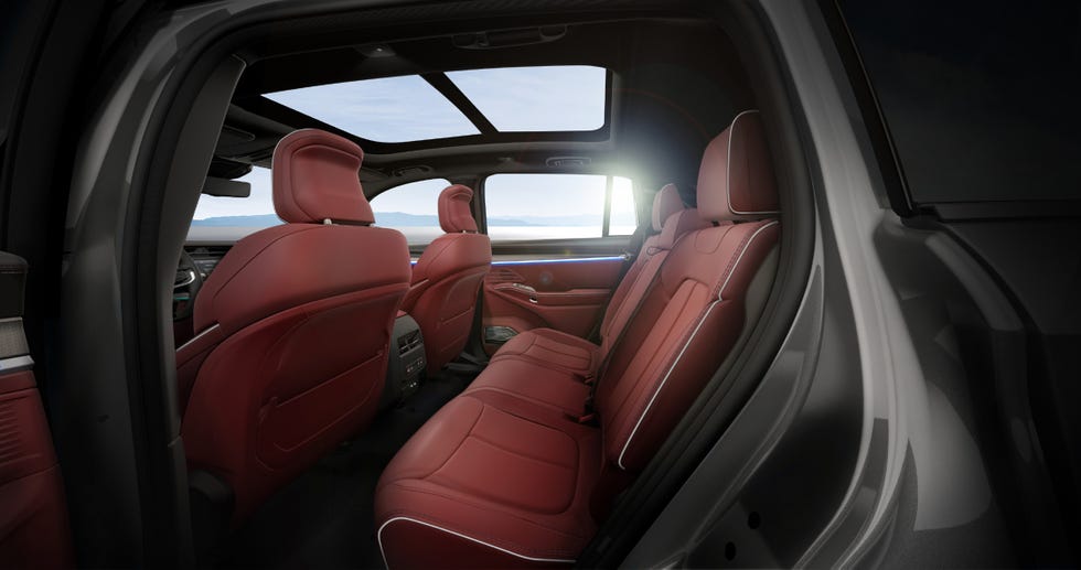 See Interior Photos of the 2024 Jeep Wagoneer S Launch Edition