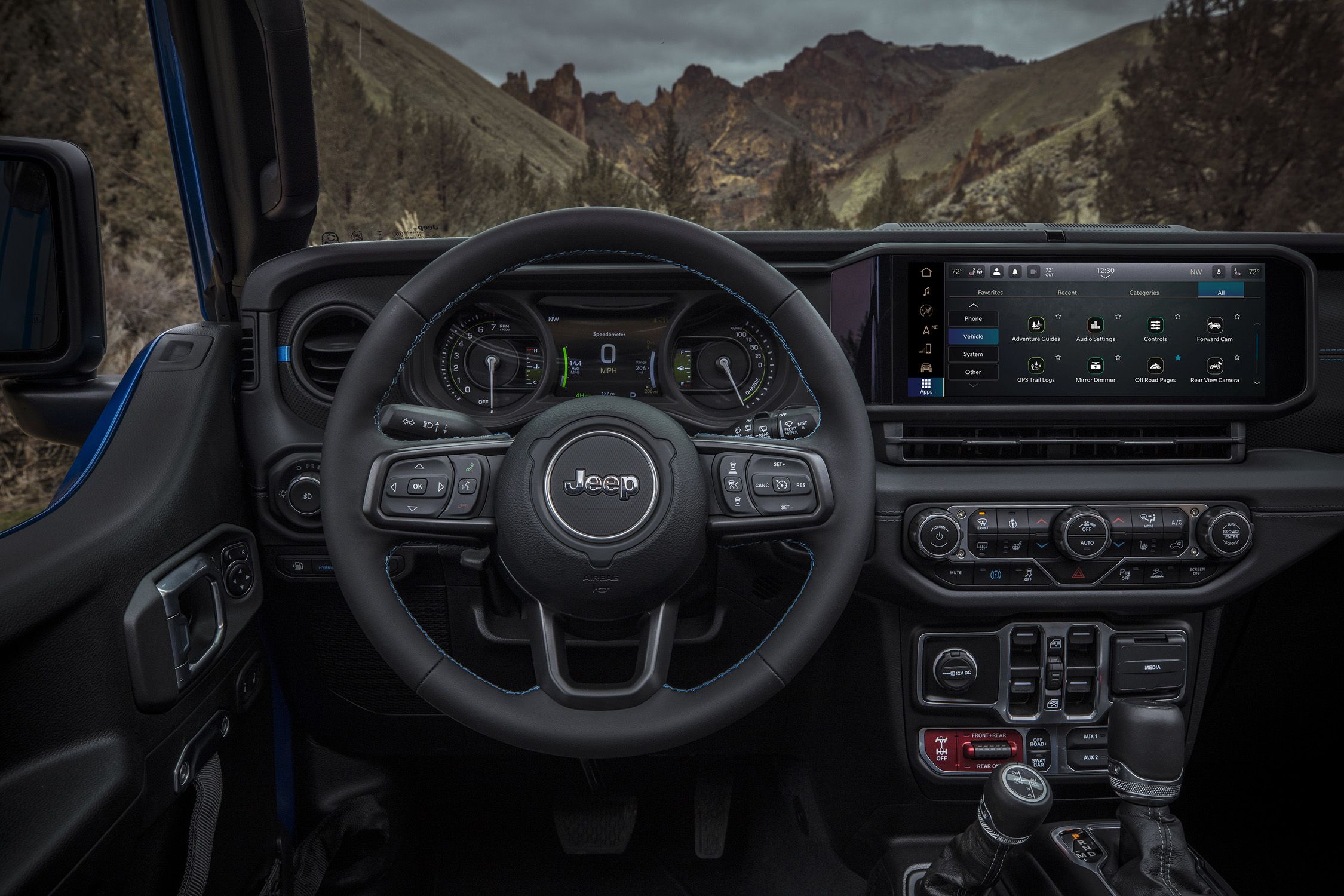 Jeep Wrangler 2024 ganha retoques no visual e nova multimídia