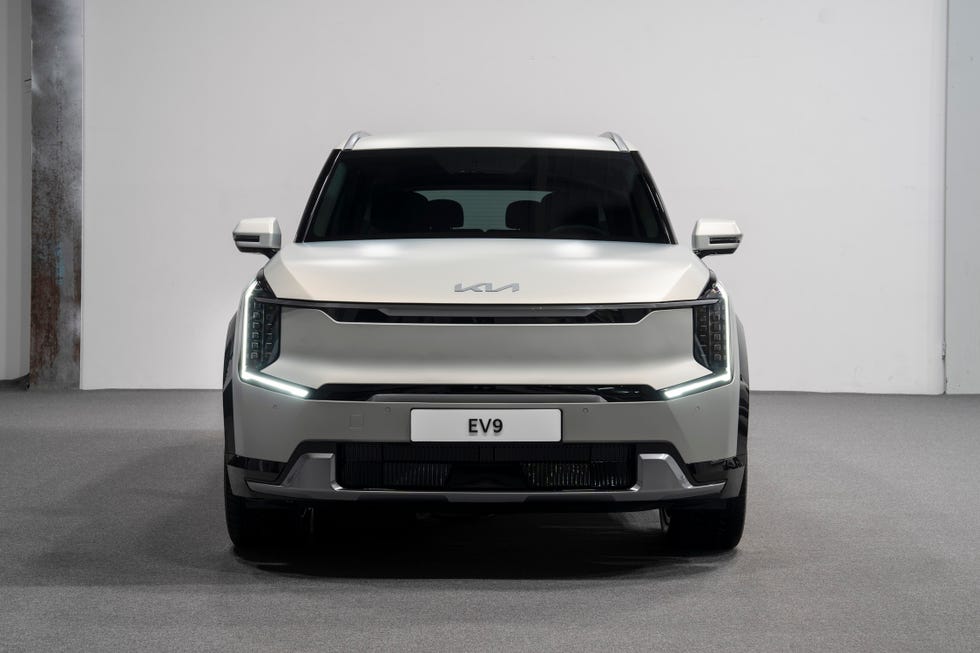 View Photos of the 2024 Kia EV9