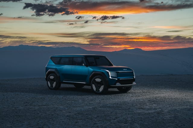 Kia EV9 Concept Looks Big and Chunky, Previews a Three-Row EV SUV