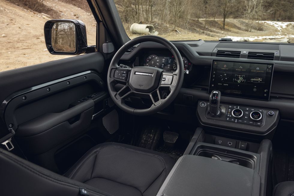 2024 Land Rover Defender: 62 Interior Photos