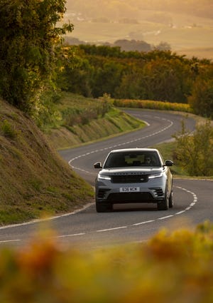 Land Rover Range Rover Velar Price - Images, Colours & Reviews - CarWale