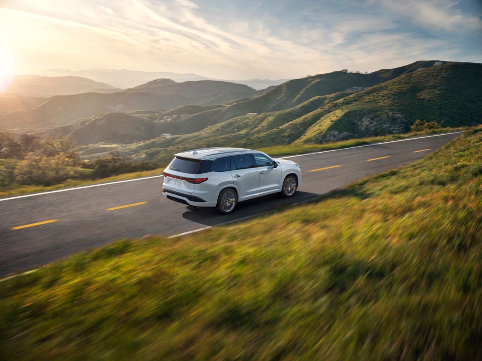 View Exterior Photos of the 2024 Lexus TX