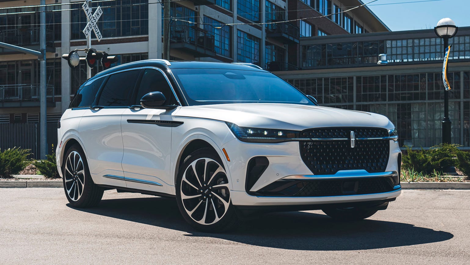 Bumper Kit | LINCOLN NAUTILUS 2024 Bumper Kit | LINCOLN NAUTILUS 2024