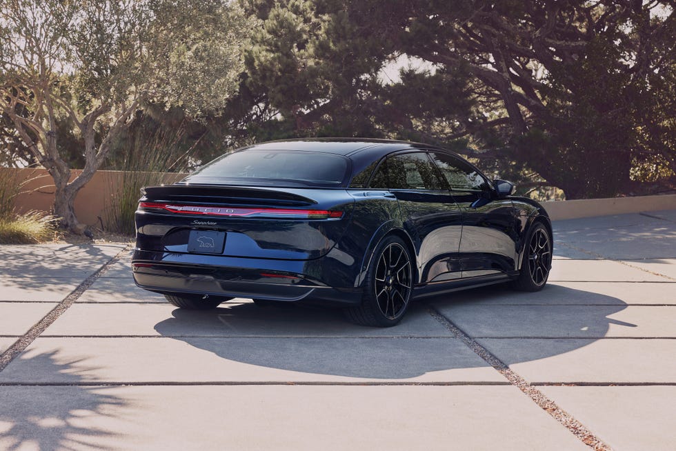 2024 lucid air sapphire