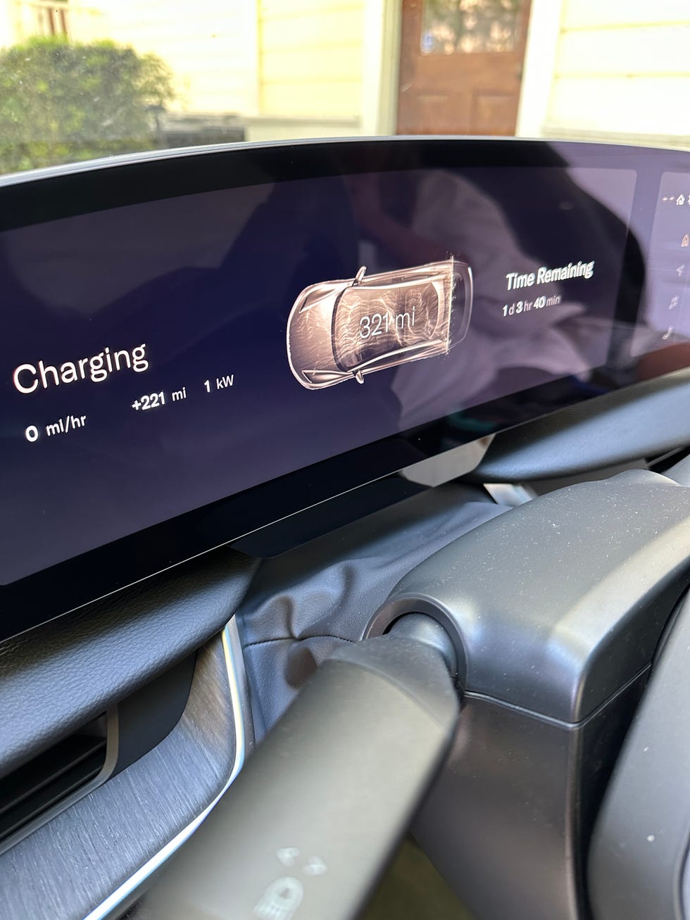 lucid air dashboard range display