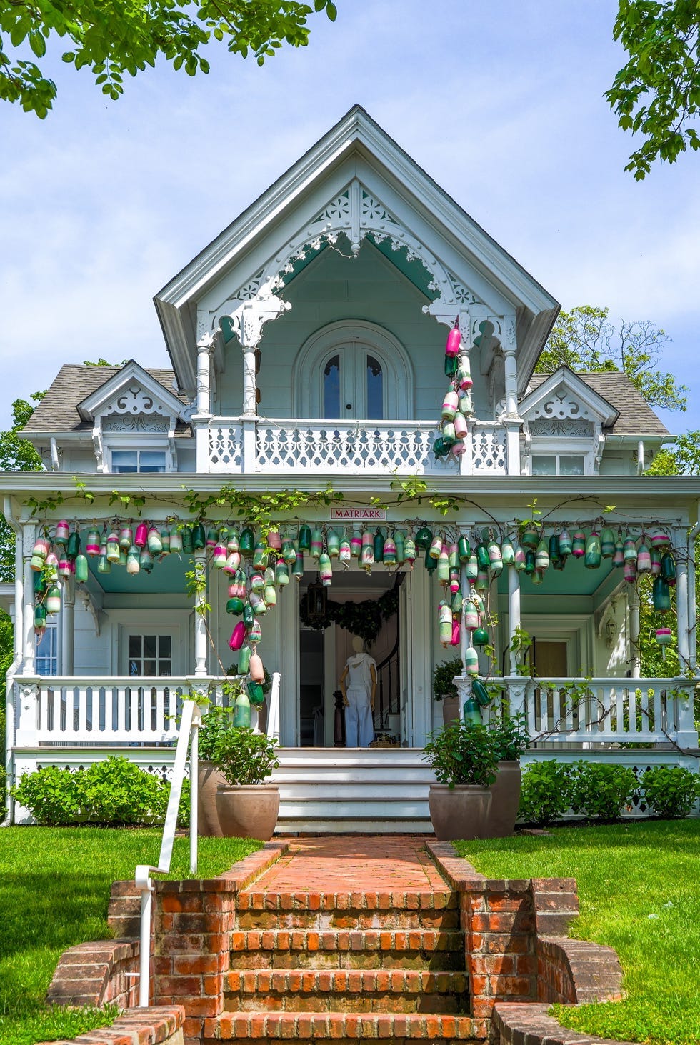 outside of matriark in east hampton