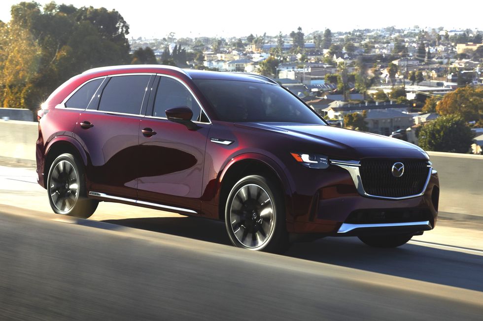 10 Features We Love in the 2024 Mazda CX90