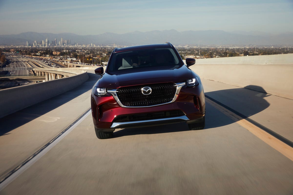 View Photos of the 2024 Mazda CX-90