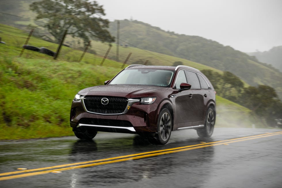 View Photos of the 2024 Mazda CX-90