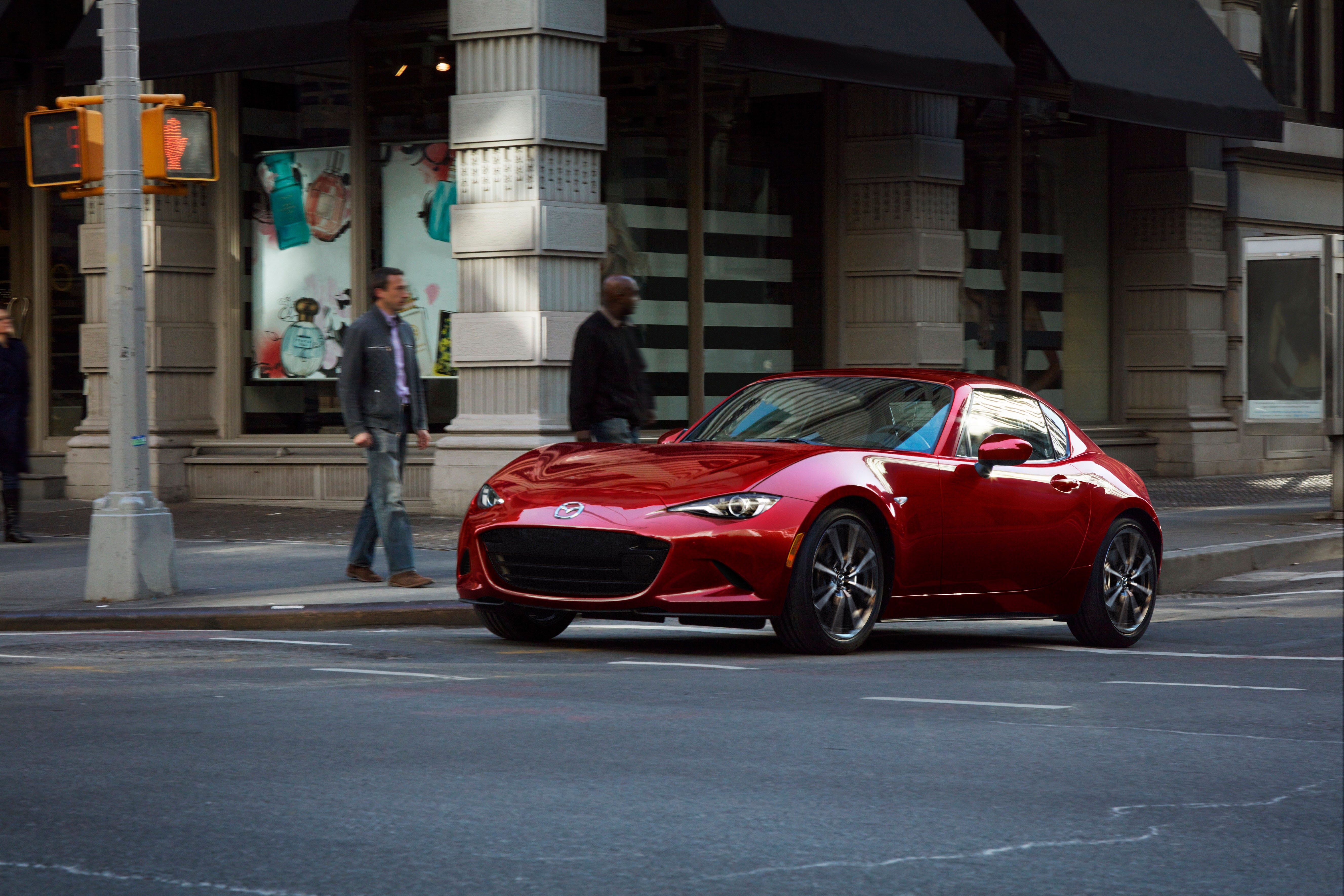 View Photos of the 2024 Mazda MX-5 Miata