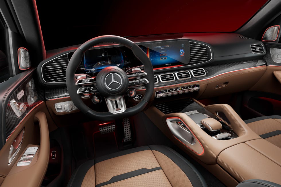 2024 mercedes amg gls63 interior