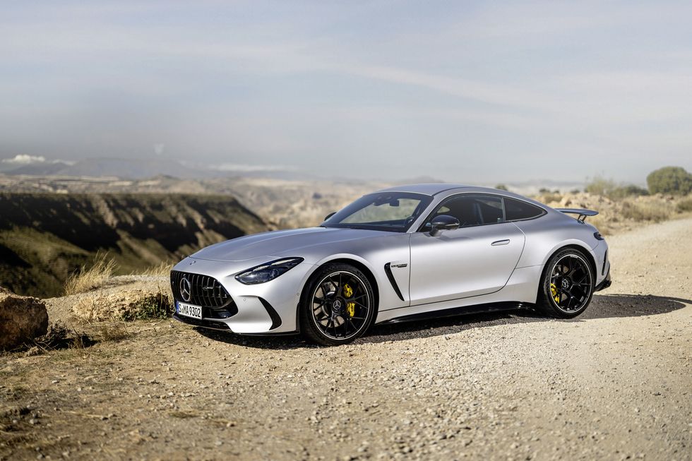 2024 Mercedes-Benz AMG GT Photos: A Next Generation Sports Car - Bloomberg