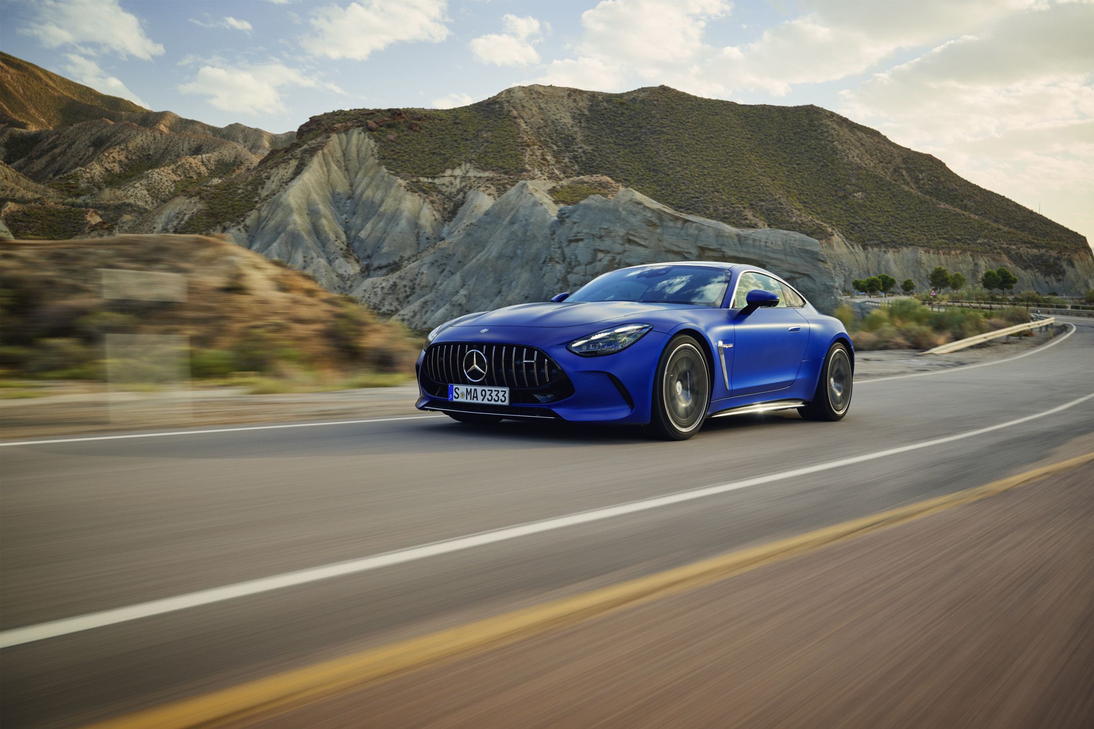 2024 Mercedes-Benz AMG GT Photos: A Next Generation Sports Car - Bloomberg