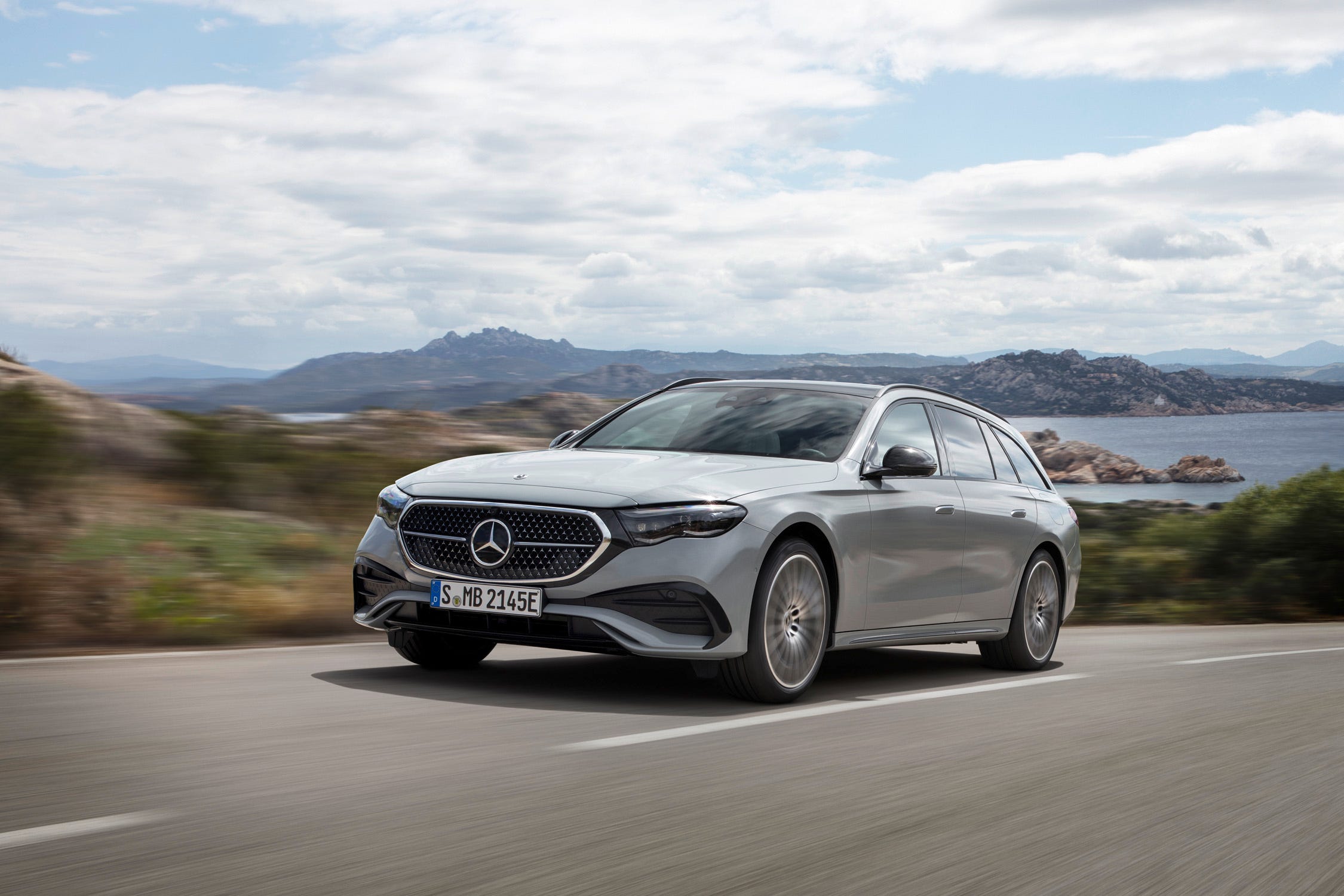 2024 Mercedes-Benz E-Class Wagon Is All Dressed Up in New Clothes