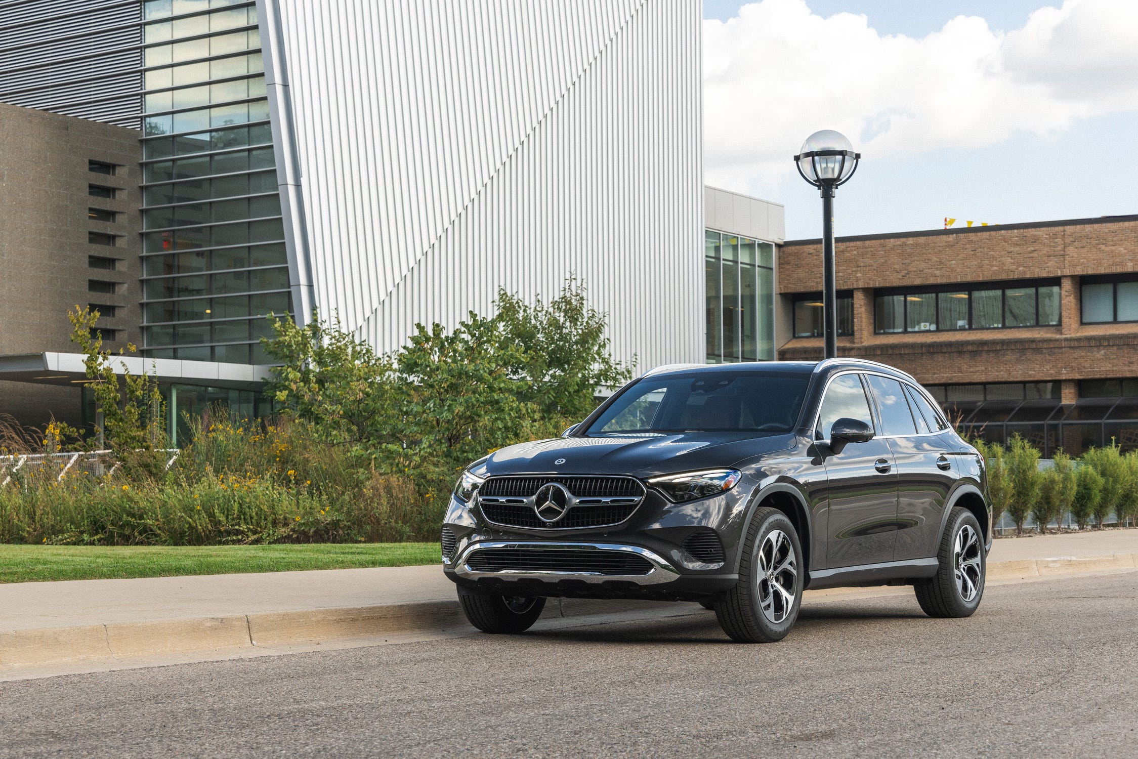 2024 Mercedes Benz GLC 350e PHEV