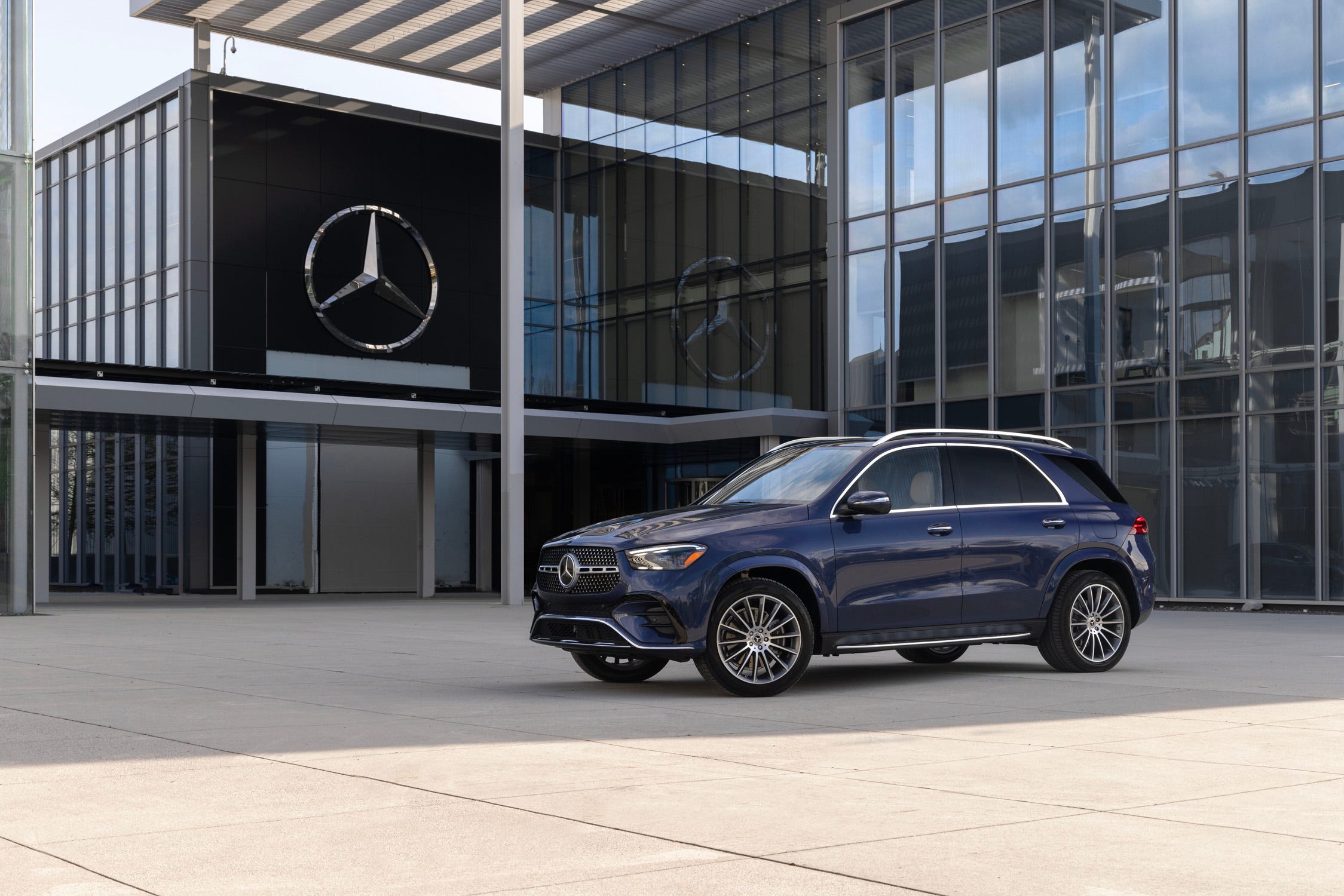 2024 Mercedes Benz GLE450e
