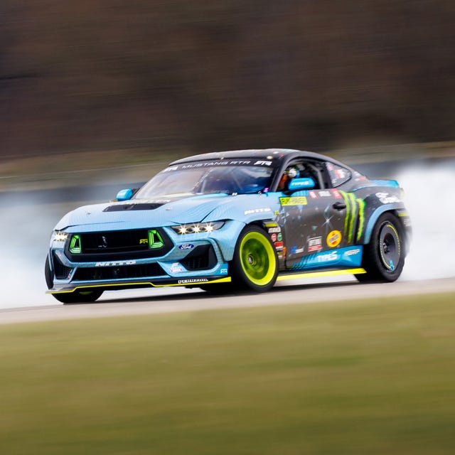 2024 Ford Mustang Drifting