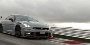 2018 Nissan GT-R Review, Pricing, and Specs