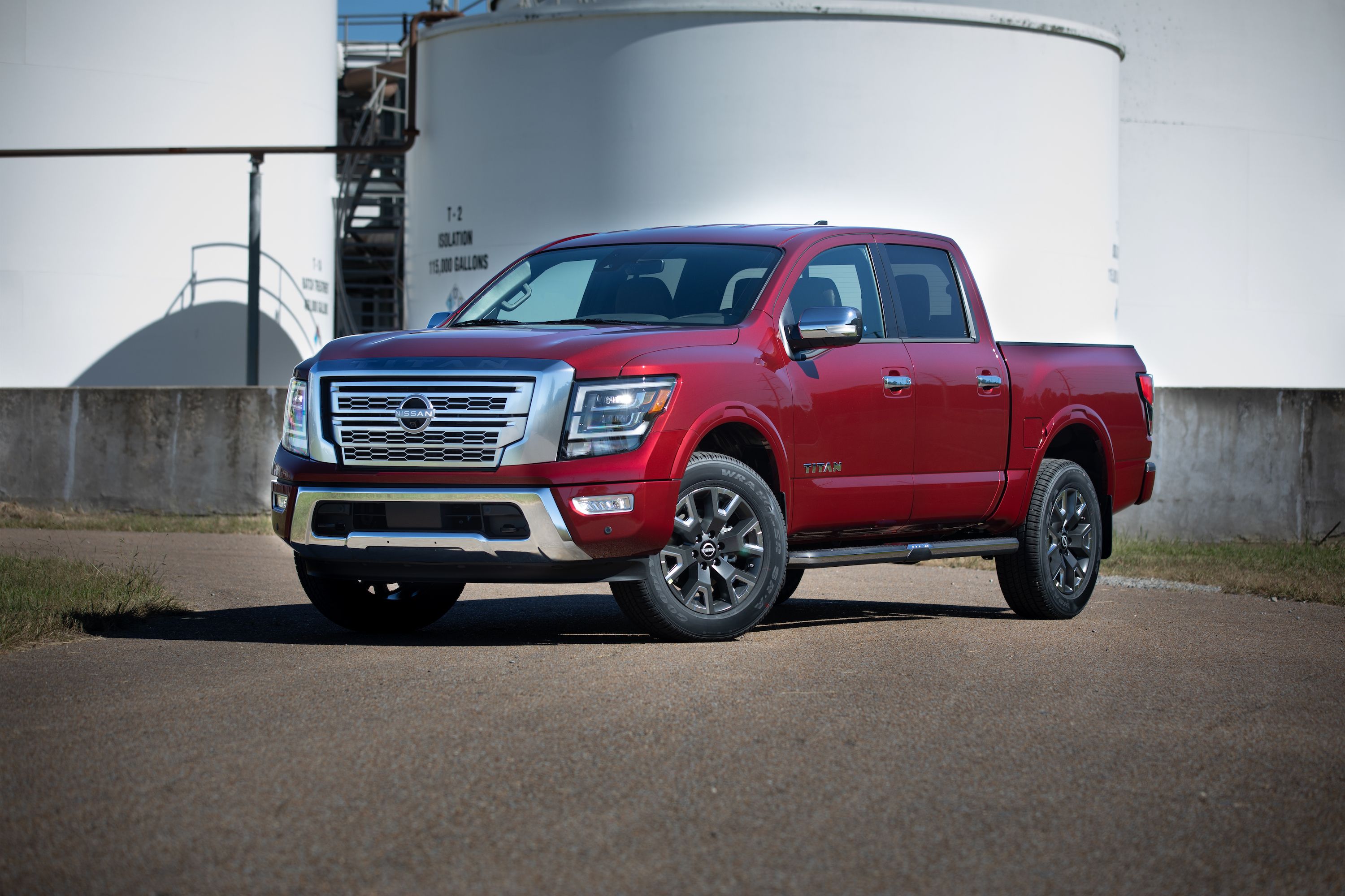 Leveled Ford F-150 Lightning on 34-Inch Tires Looks Trail-Ready