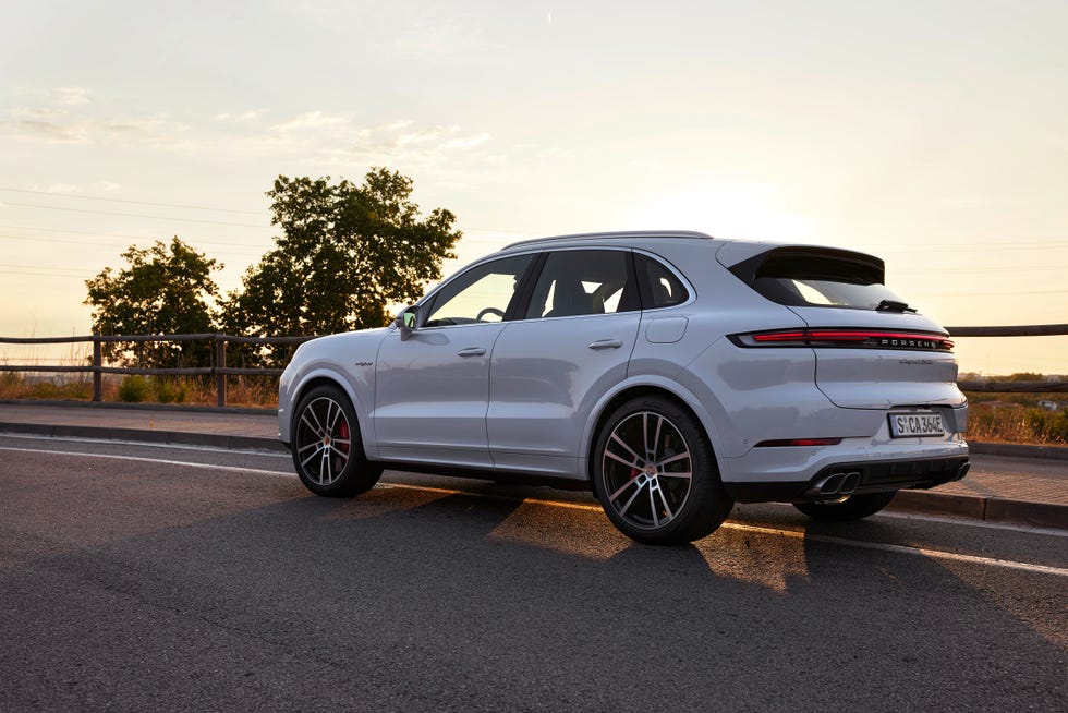 View Photos of the 2024 Porsche Cayenne Turbo EHybrid