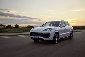 2024 porsche cayenne turbo e hybrid