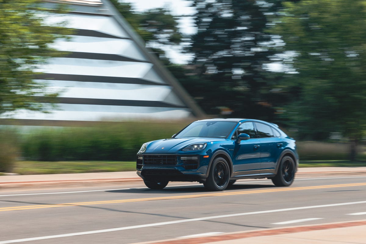 2024 Porsche Cayenne Hybrid Review, Pricing, and Specs
