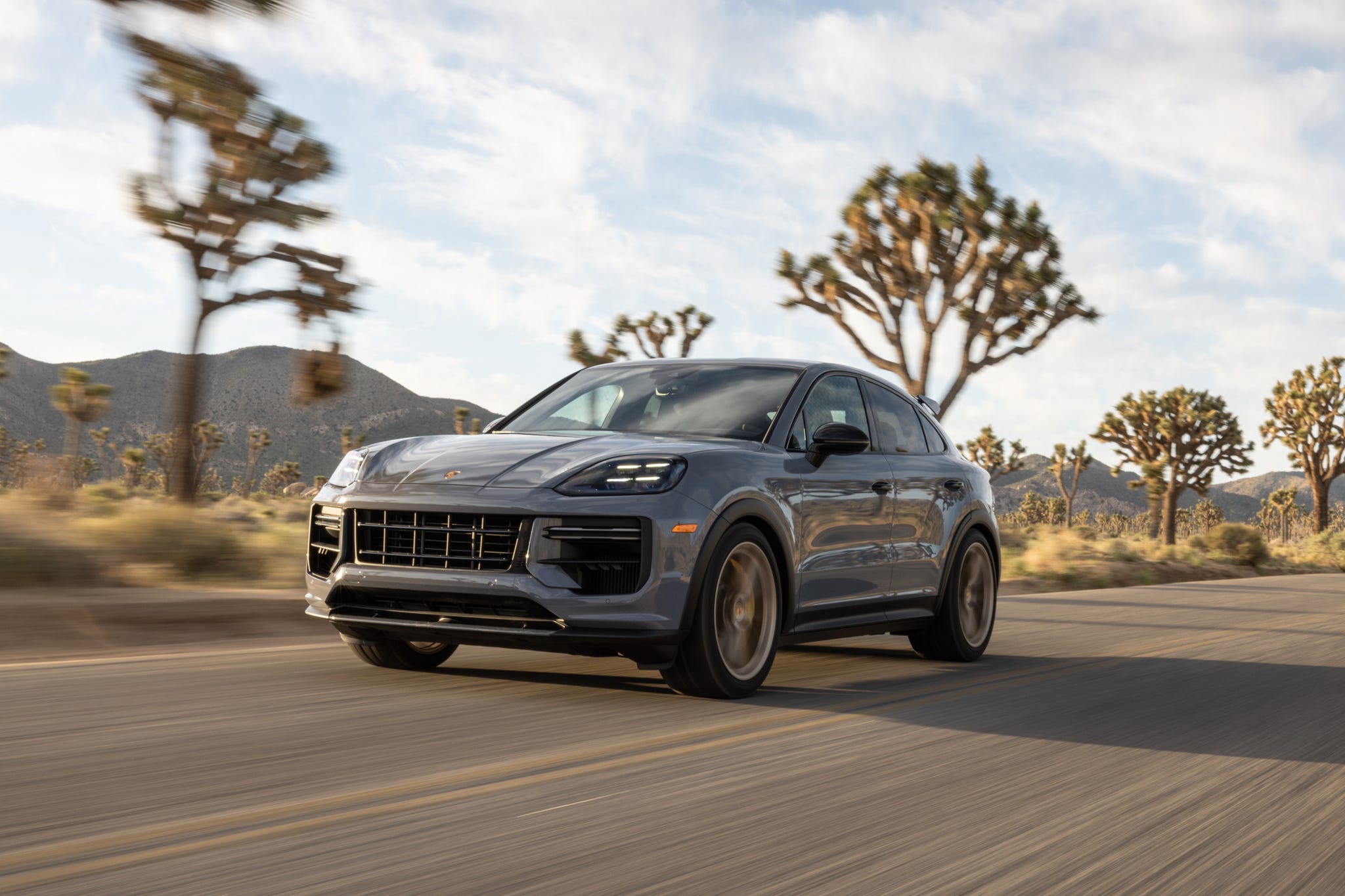 The 2024 Porsche Cayenne Turbo EHybrid SUV and Coupe🎊 Protect your