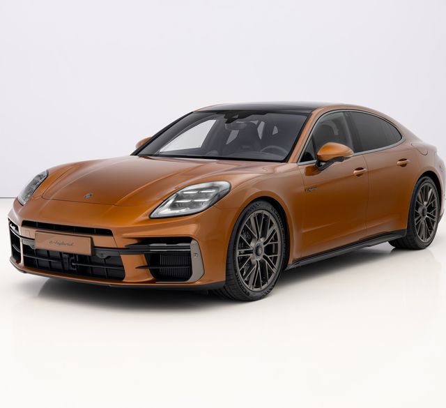 2024 Porsche Panamera Debuts with More Tech and Up to 670 HP