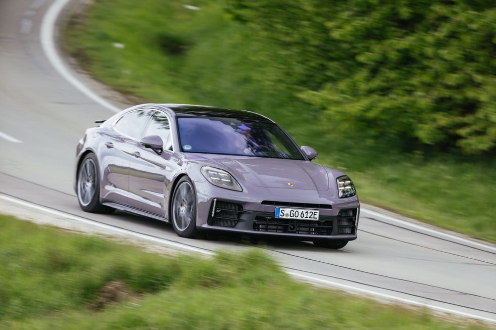 View Photos of the 2025 Porsche Panamera 4 EHybrid/4S EHybrid