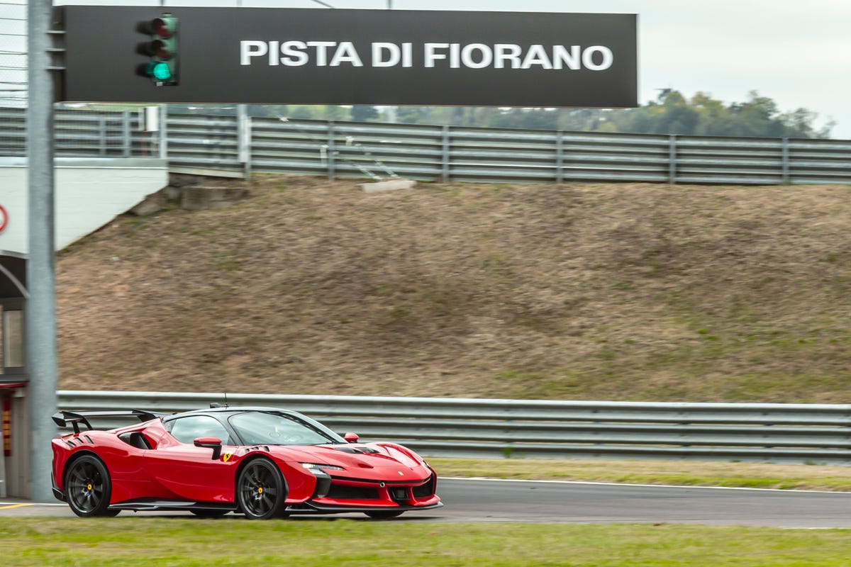 Watch the 2024 Ferrari SF90 XX Stradale Set a Lap Record at Fiorano