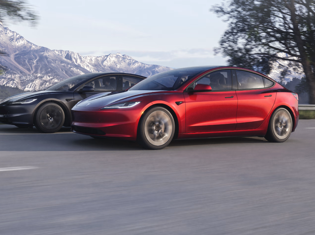 Old vs New Generation Tesla Model 3