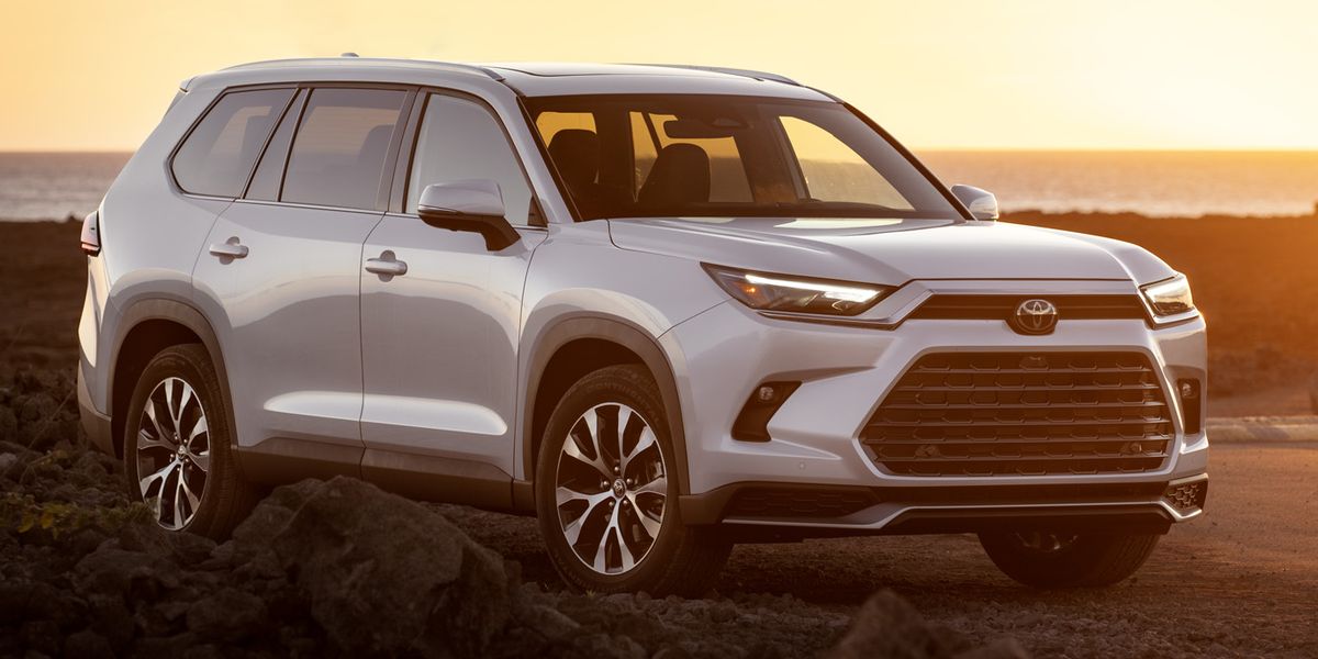 2024 Toyota Grand Highlander Review, Pricing, and Specs