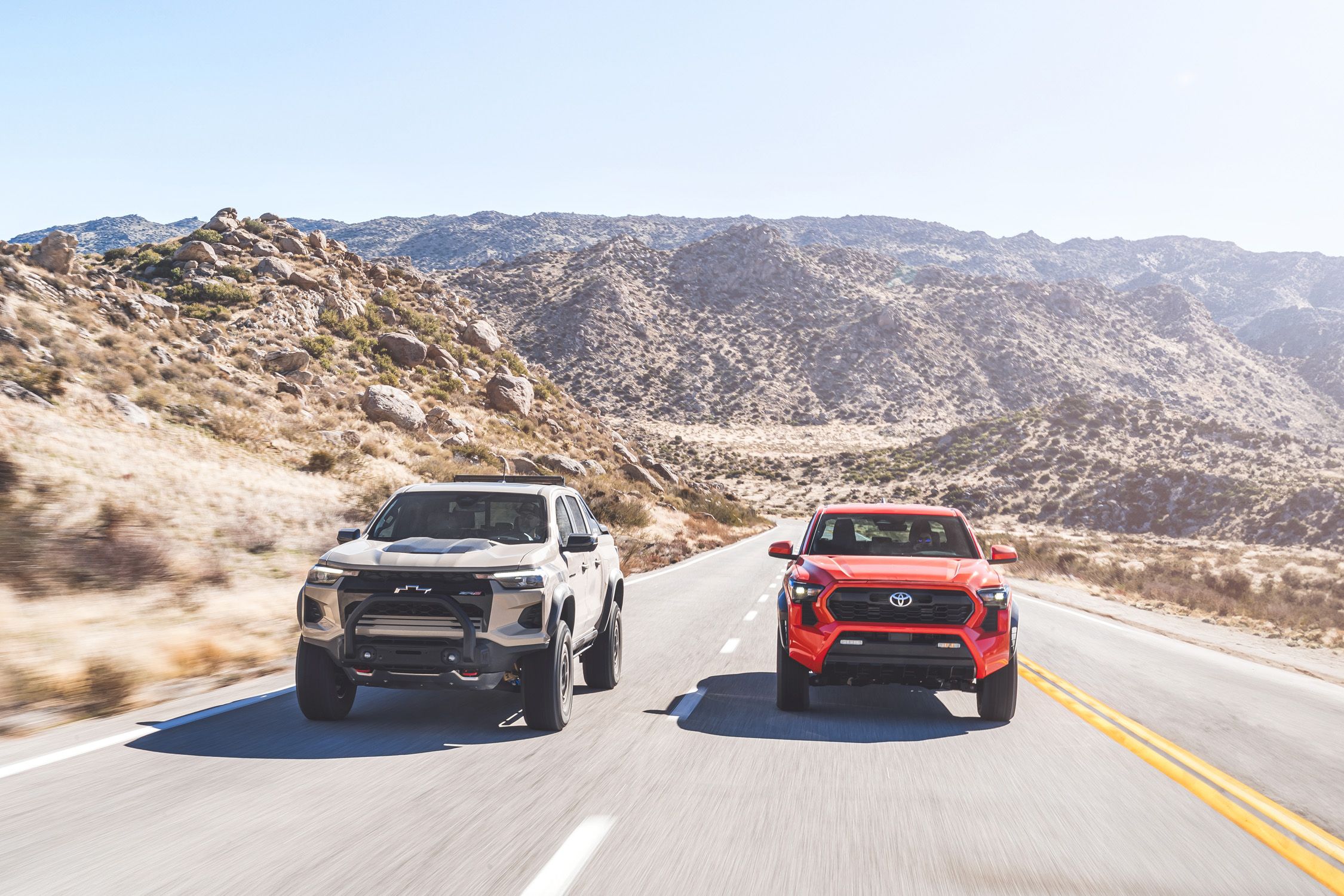 Test: 2024 Toyota Tacoma TRD Off-Road vs 2023 Chevy Colorado ZR2