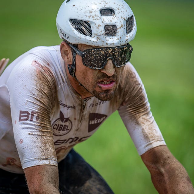 A Tough Unbound Gravel 200 for Greg Van Avermaet and Matej Mohorič