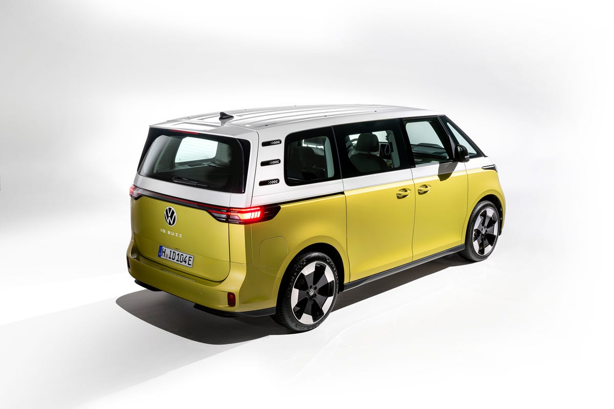 View Photos of the 2024 Volkswagen ID.Buzz