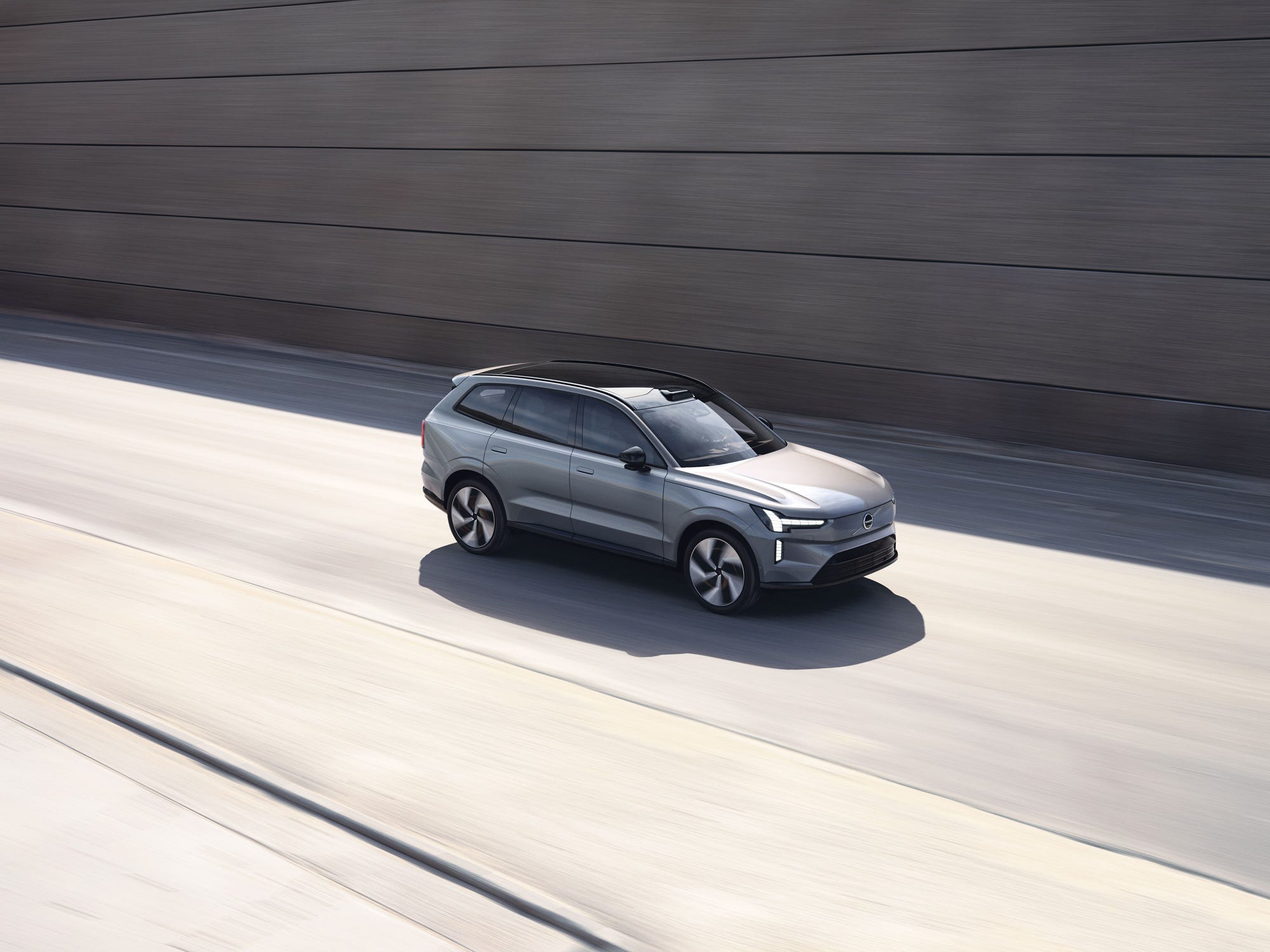 2025 Volvo EX90: What We Know So Far