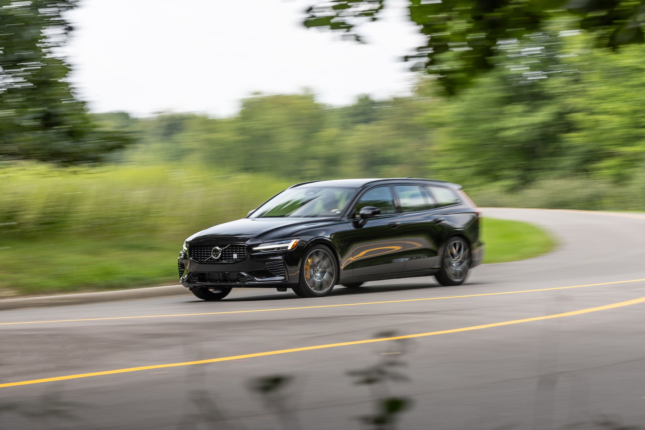 View Photos Of The 2024 Volvo V60 T8 EAWD Polestar Engineered