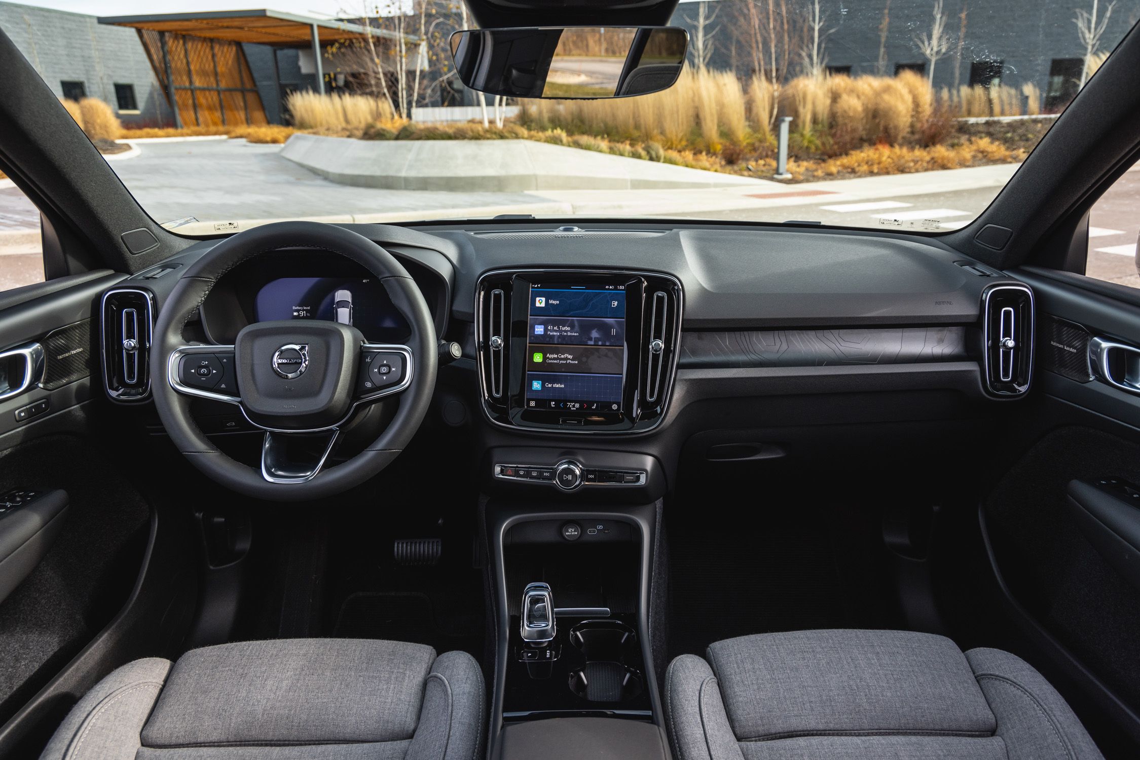 Volvo XC40 Recharge : le VUS 100% électrique arrive bientôt au pays - Guide  Auto